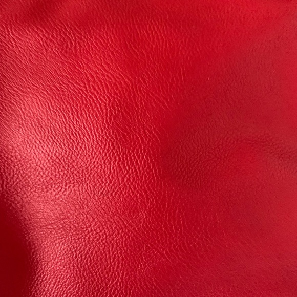 Nine West purse! Great color! - Picture 8 of 8